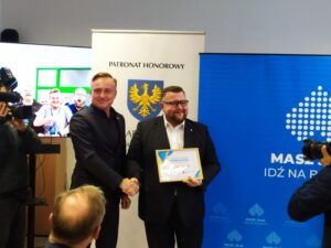 12fa4472-a4eb-41d7-8582-58ffedb7582a