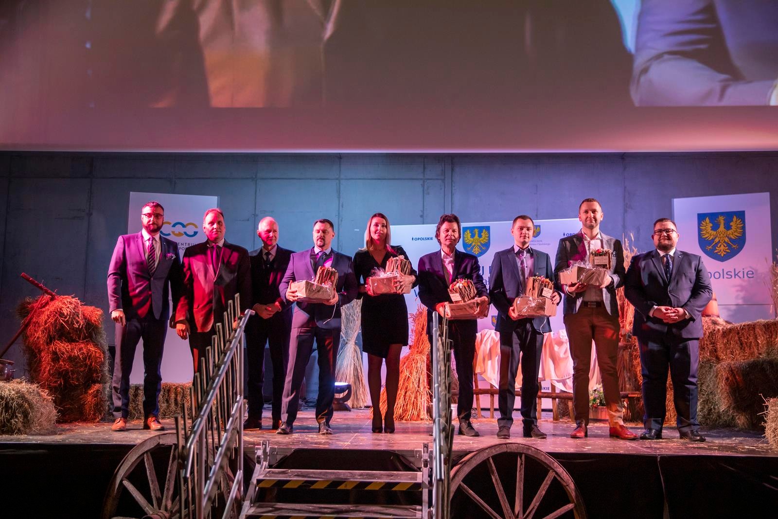 Gospodarcze plany i podsumowania