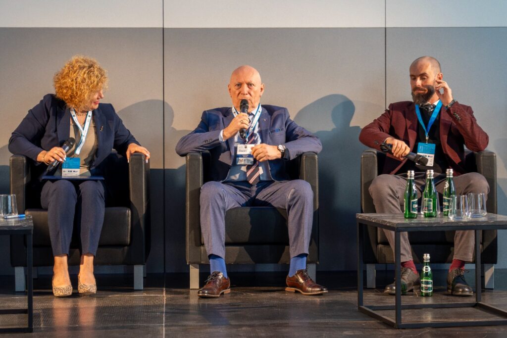 Tak-bylo-rok-temu-w-trakcie-kongresu