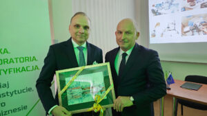 lukasiewicz-laboratorium-8